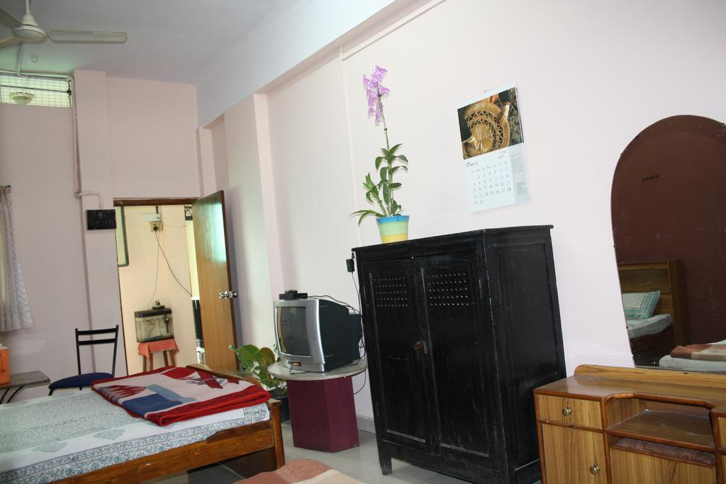 Hotel Minerva Residency à Bangalore Extérieur photo