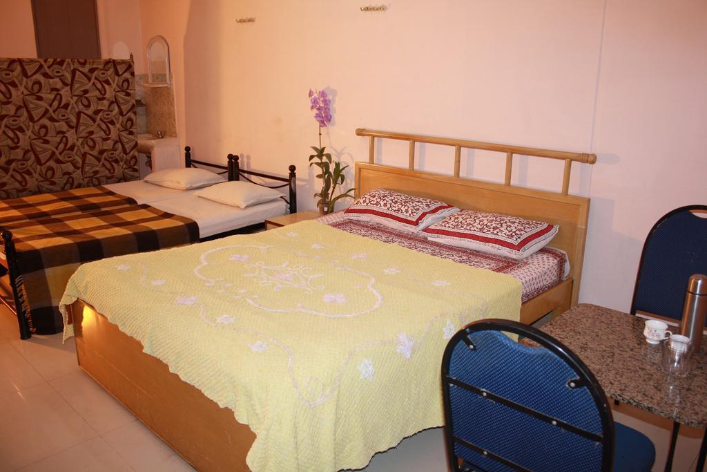 Hotel Minerva Residency à Bangalore Extérieur photo