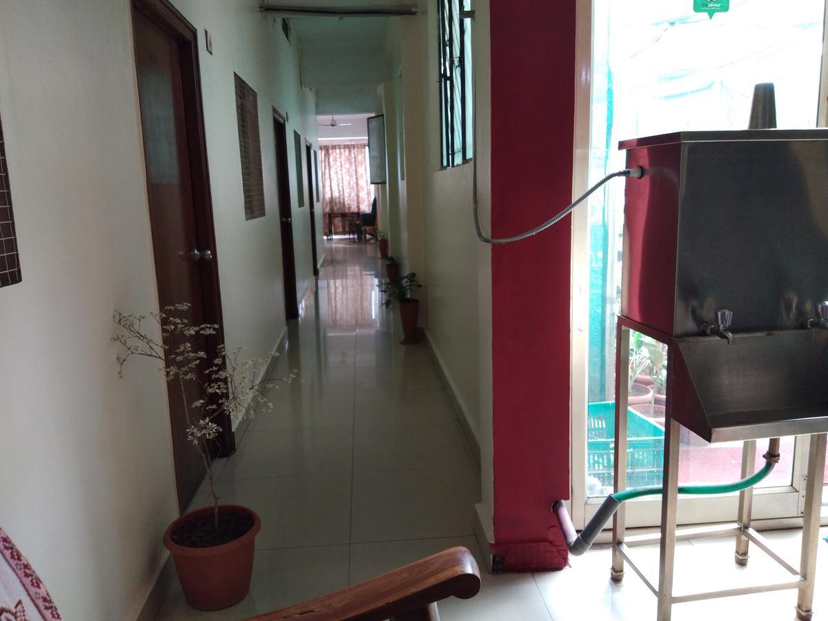 Hotel Minerva Residency à Bangalore Extérieur photo