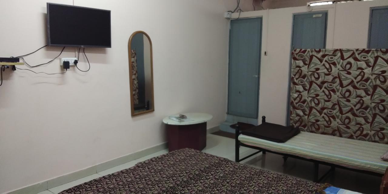 Hotel Minerva Residency à Bangalore Extérieur photo